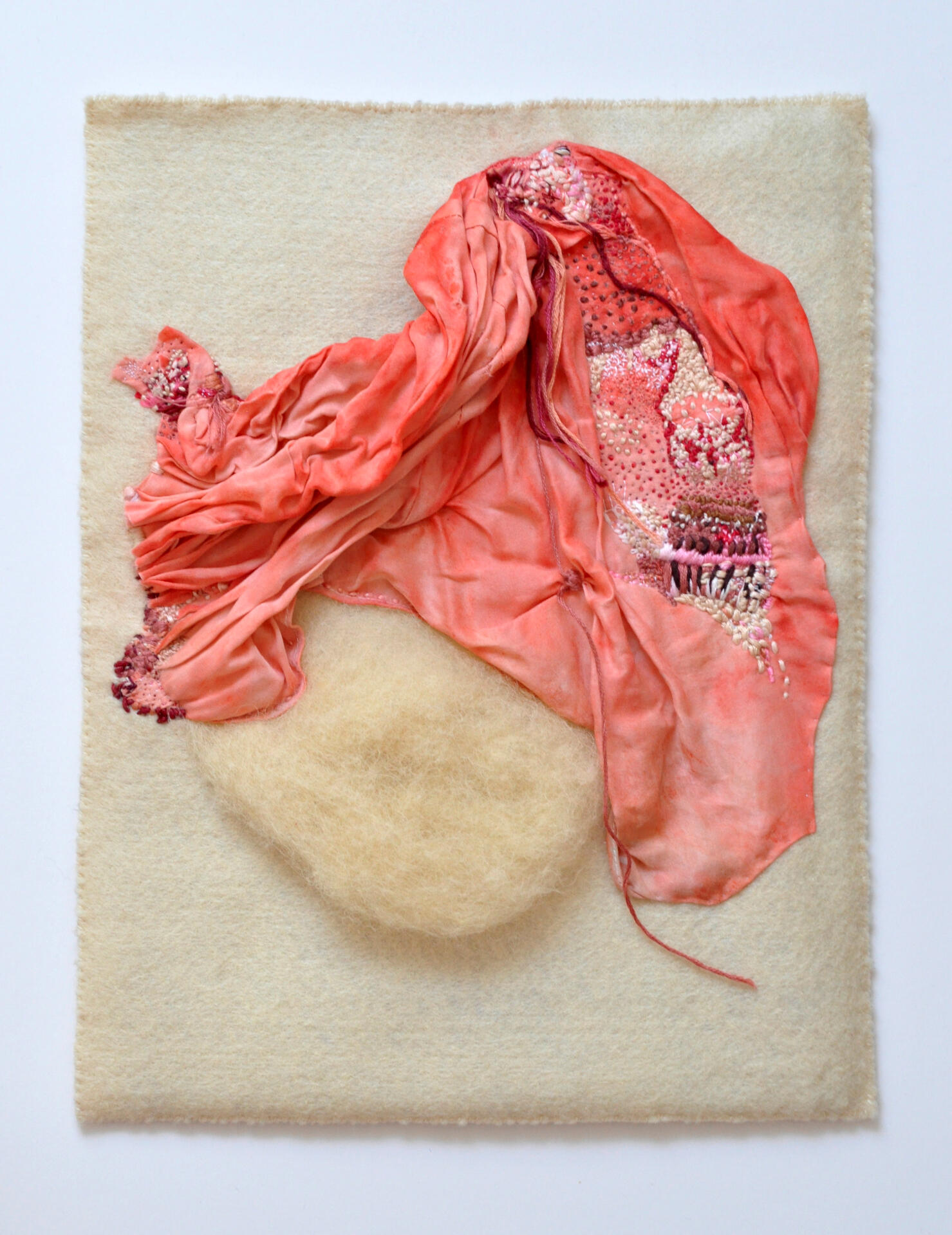 art textile-fiber art-threads-fil-Maureen Lasne-Contemporary art-stitches-broderie d&#39;art-art embroidery-sewing-Organic piece