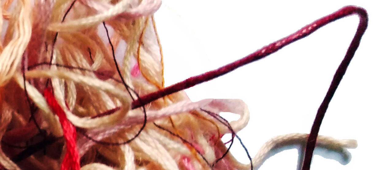 Maureen Lasne-art textile-fiber art-couture-sewing-broderie d'art-art embroidery-Organic piece-Contemporary art-strange creature